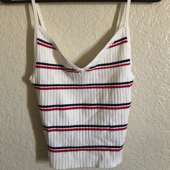 Kendall and Kylie tank-top - Picture 1 of 3